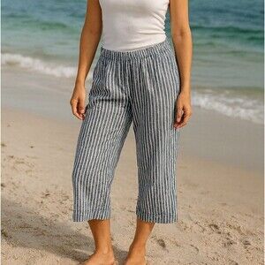 beachlunchlounge Blue and White Striped Linen Capris